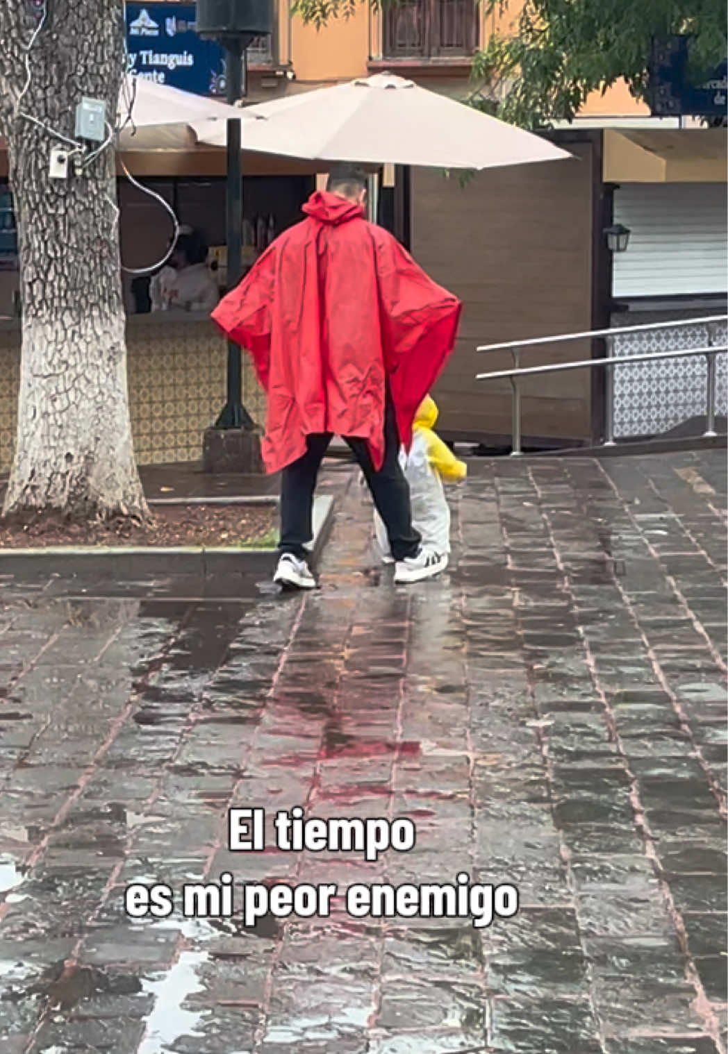 @Soymamámillenial90