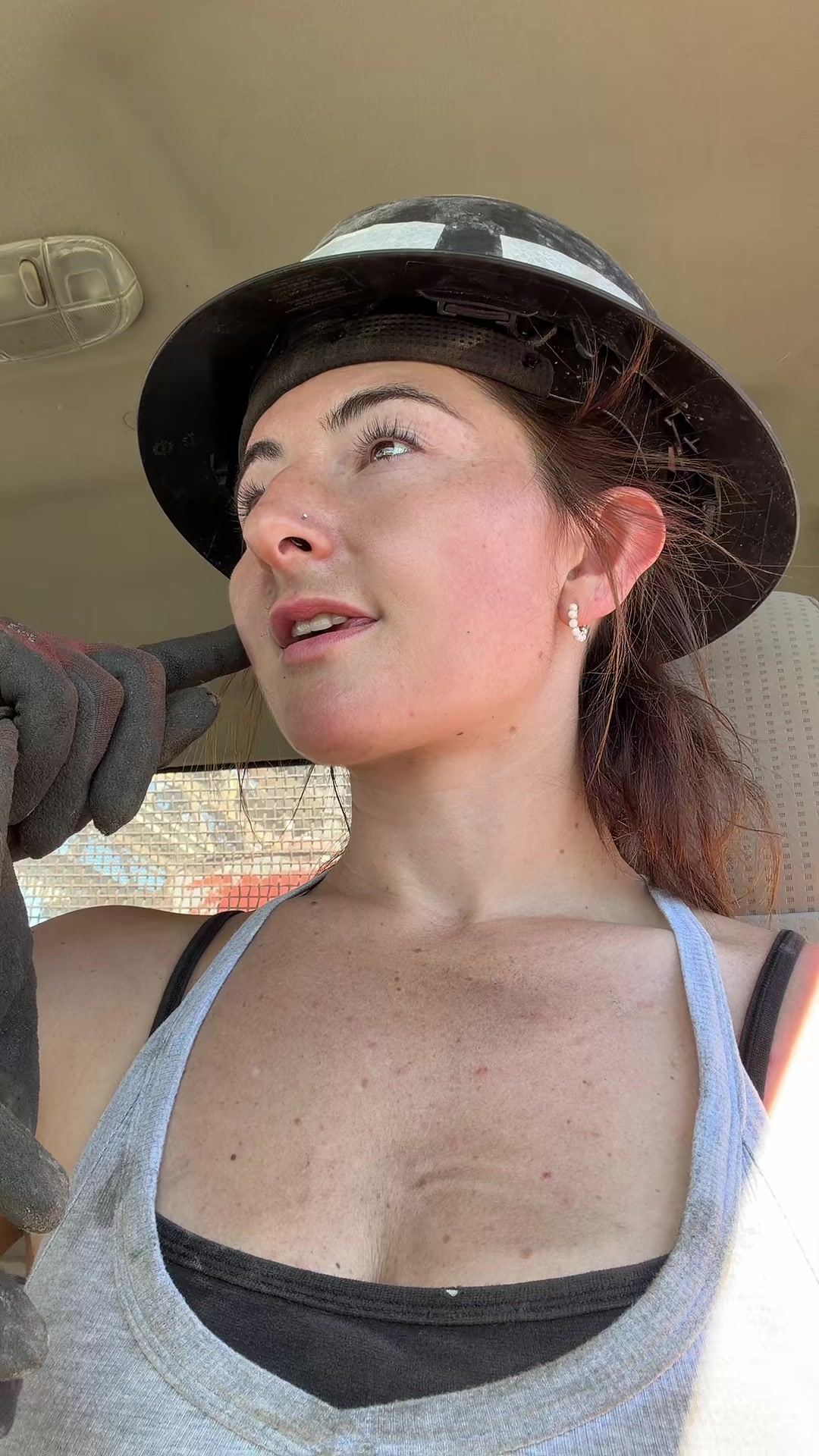 @LexxExcavatorChick