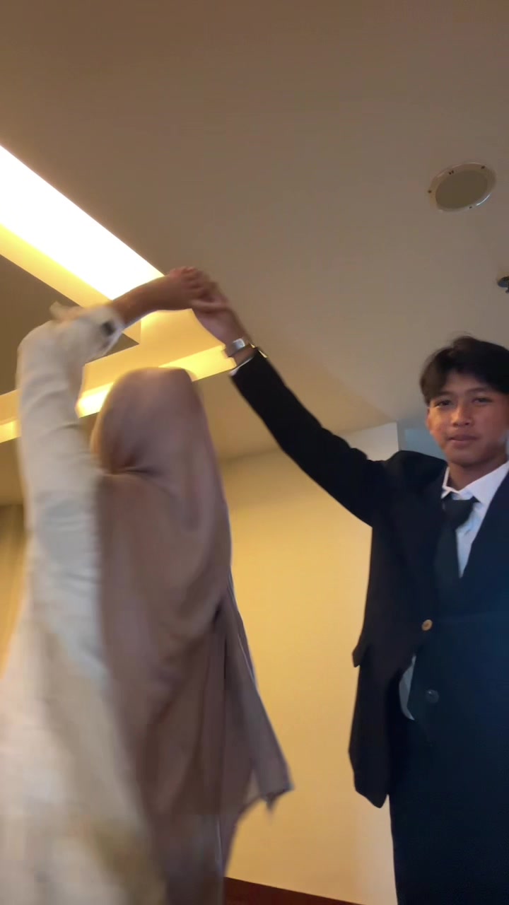 @nadhifa