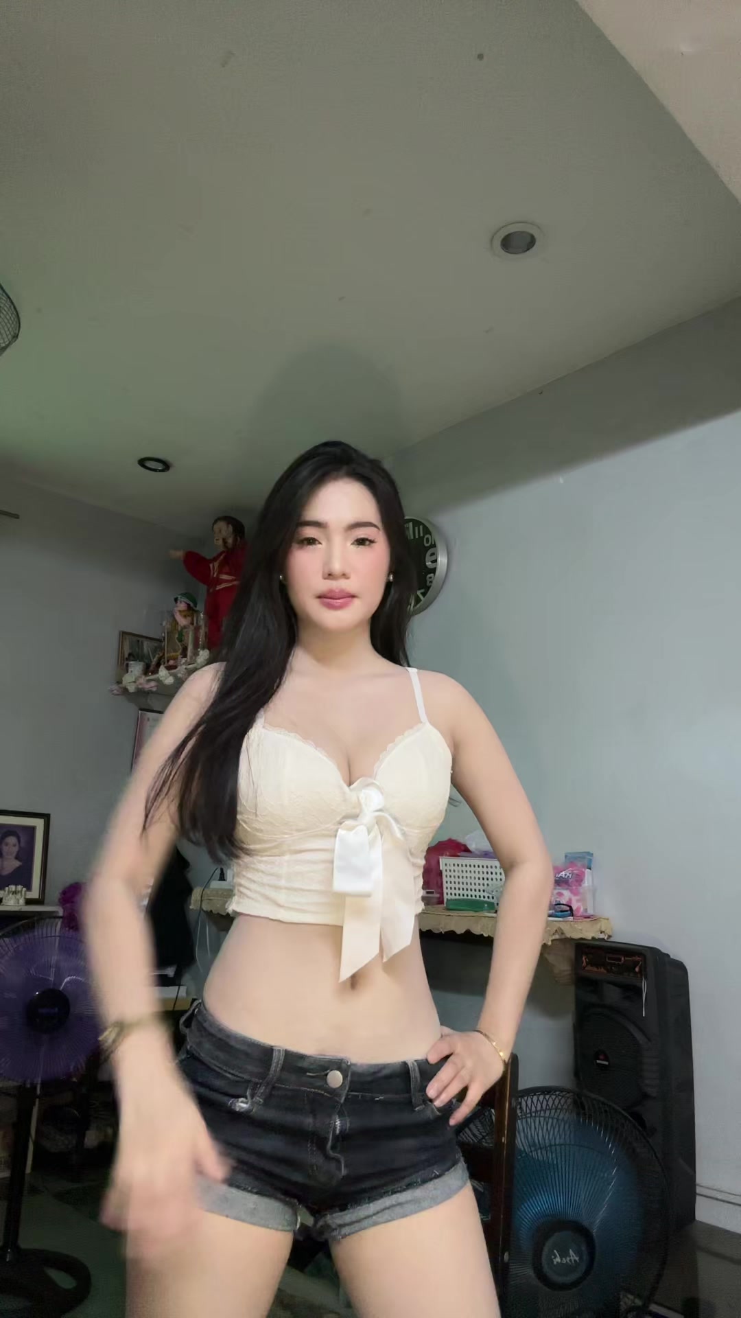 @MIKAAA