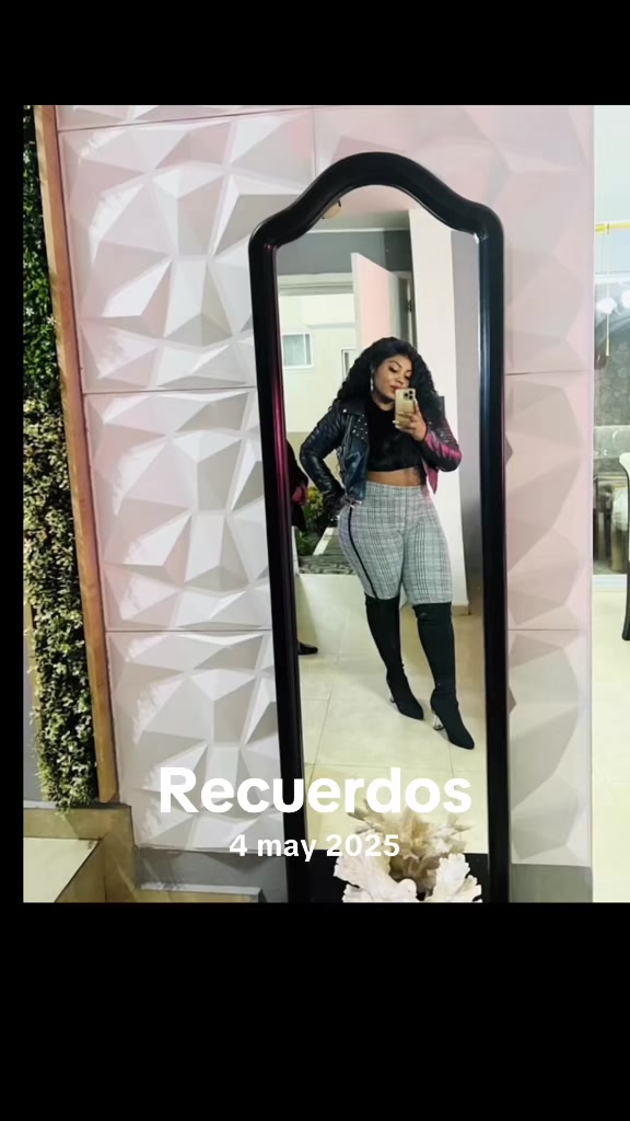 @Nena Chala Muñoz ✨