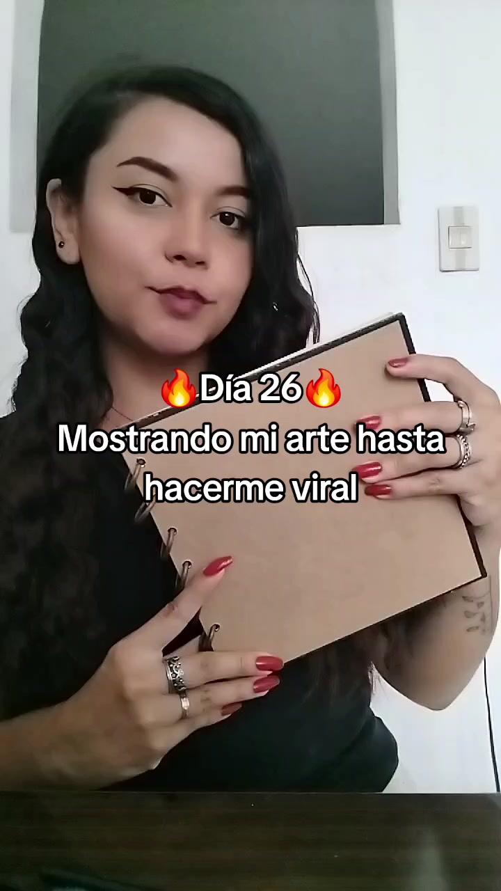 @selena kuriious👩&zwj;🎨