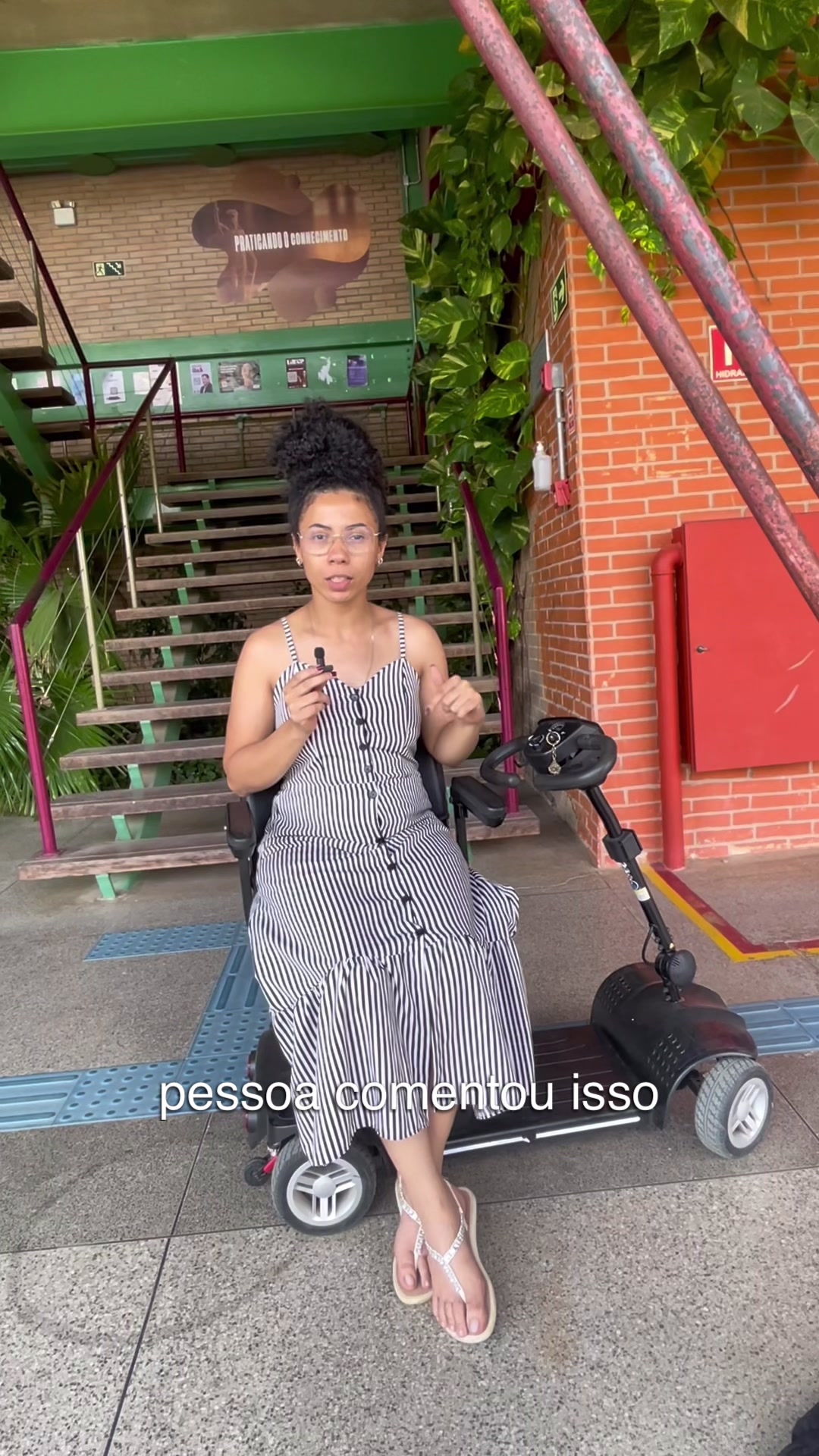 @helenaeataxia