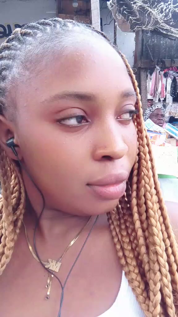 @Roro c&oelig;ur&hearts;️