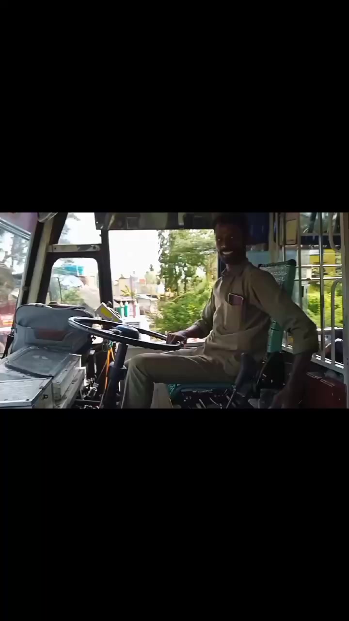 @கலைமகள் அசாருதீன்