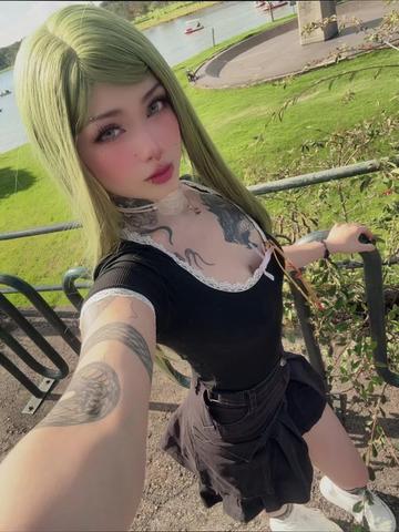 @Cute_loree