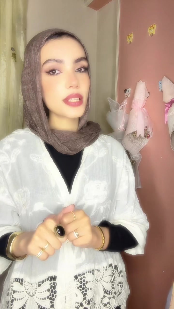 @BELLA𓂀