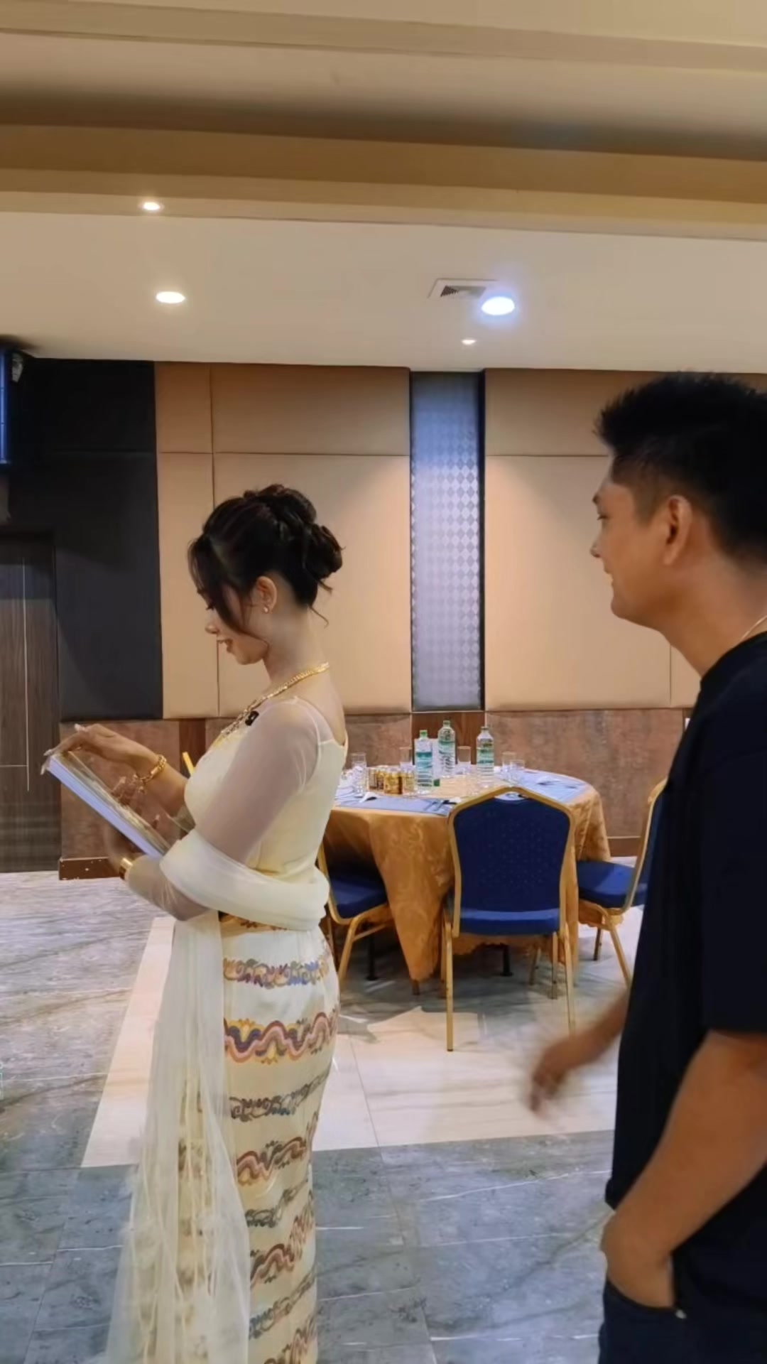 @Sandi (ရွှေအစားထိုးလက်ဝတ်ရတနာ)