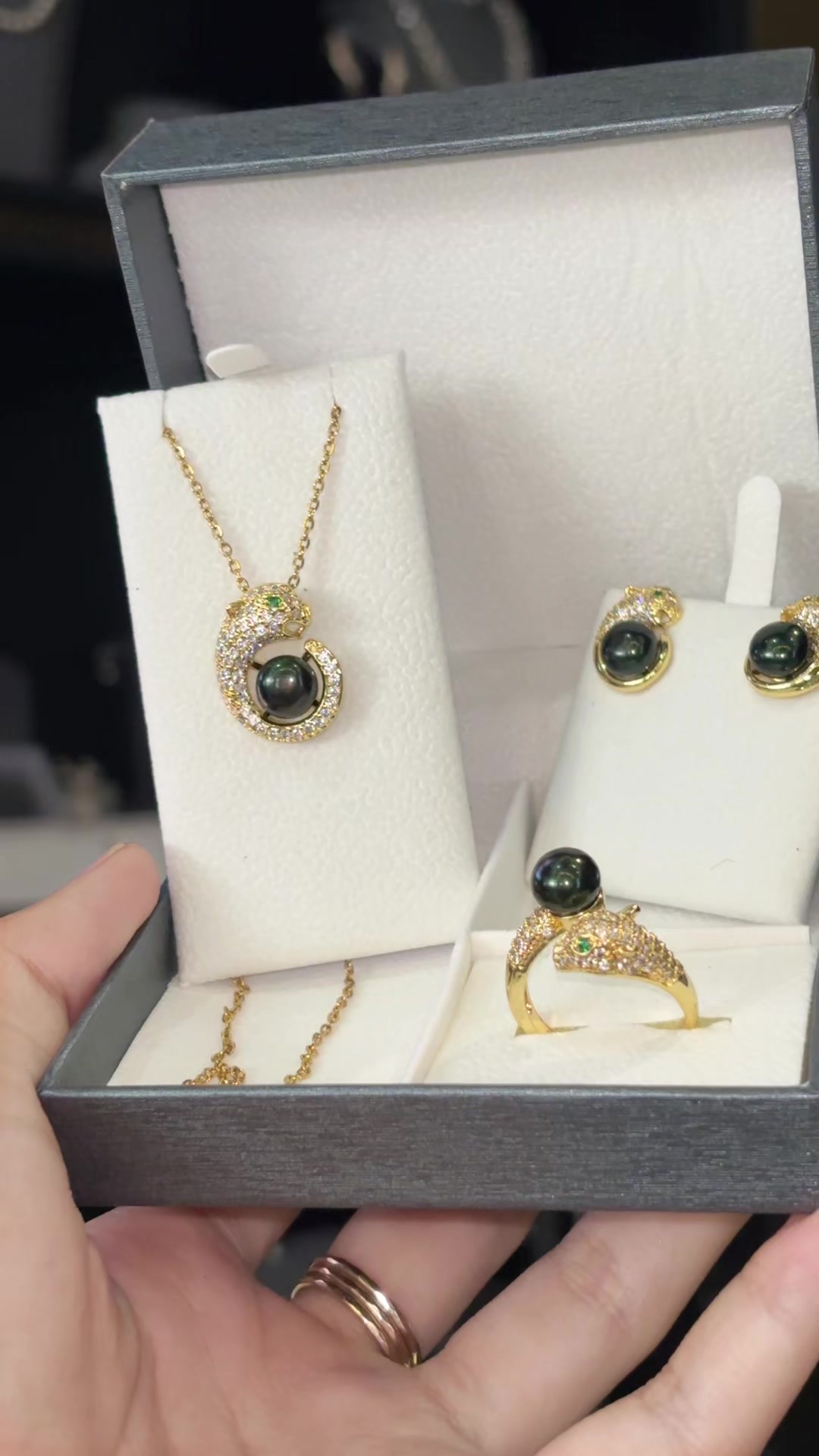 @Nika Jewelry Shop