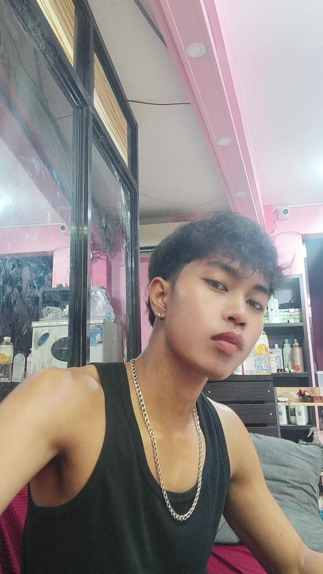 @ny G