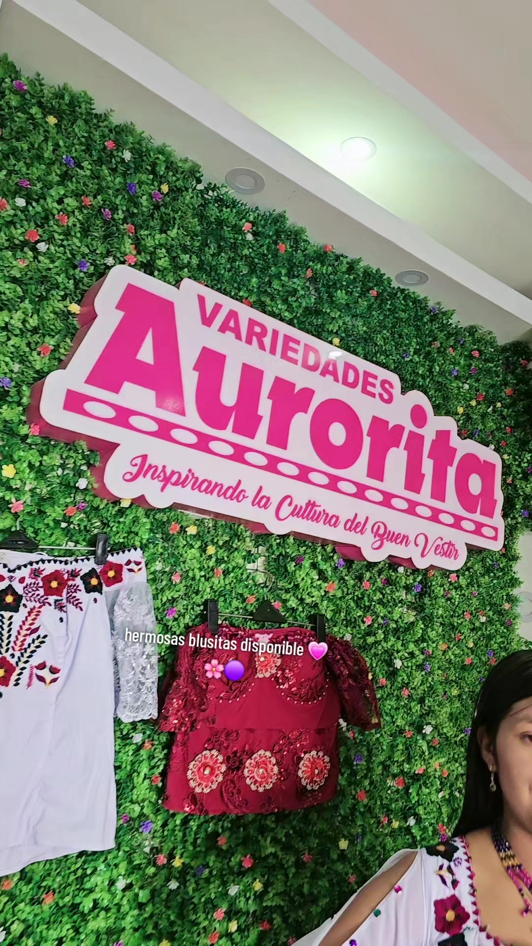 @VARIEDADES AURORITA