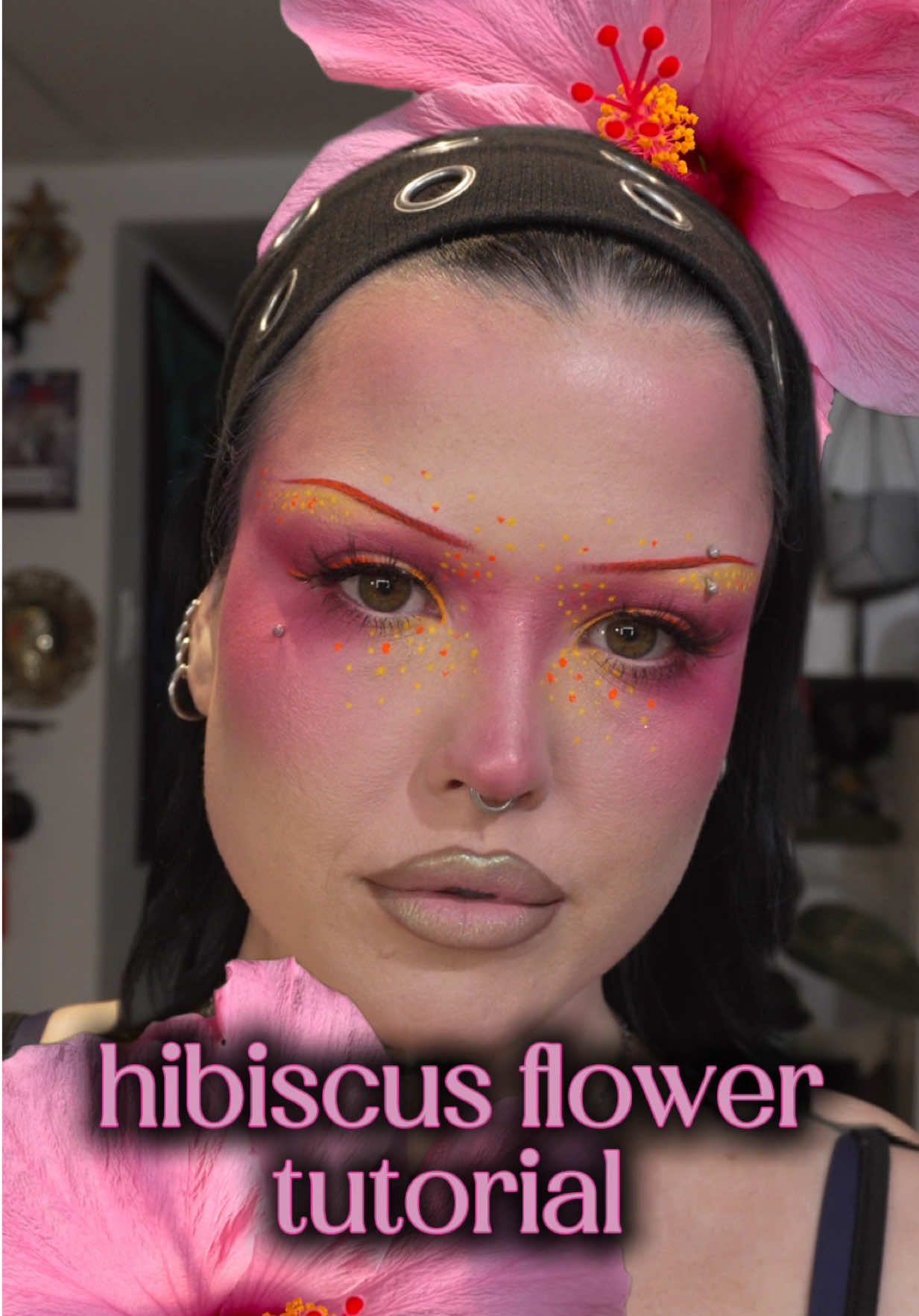 @𝕾𝖆𝖗𝖆𝖍 𝕱𝖊𝖊𝖓𝖆