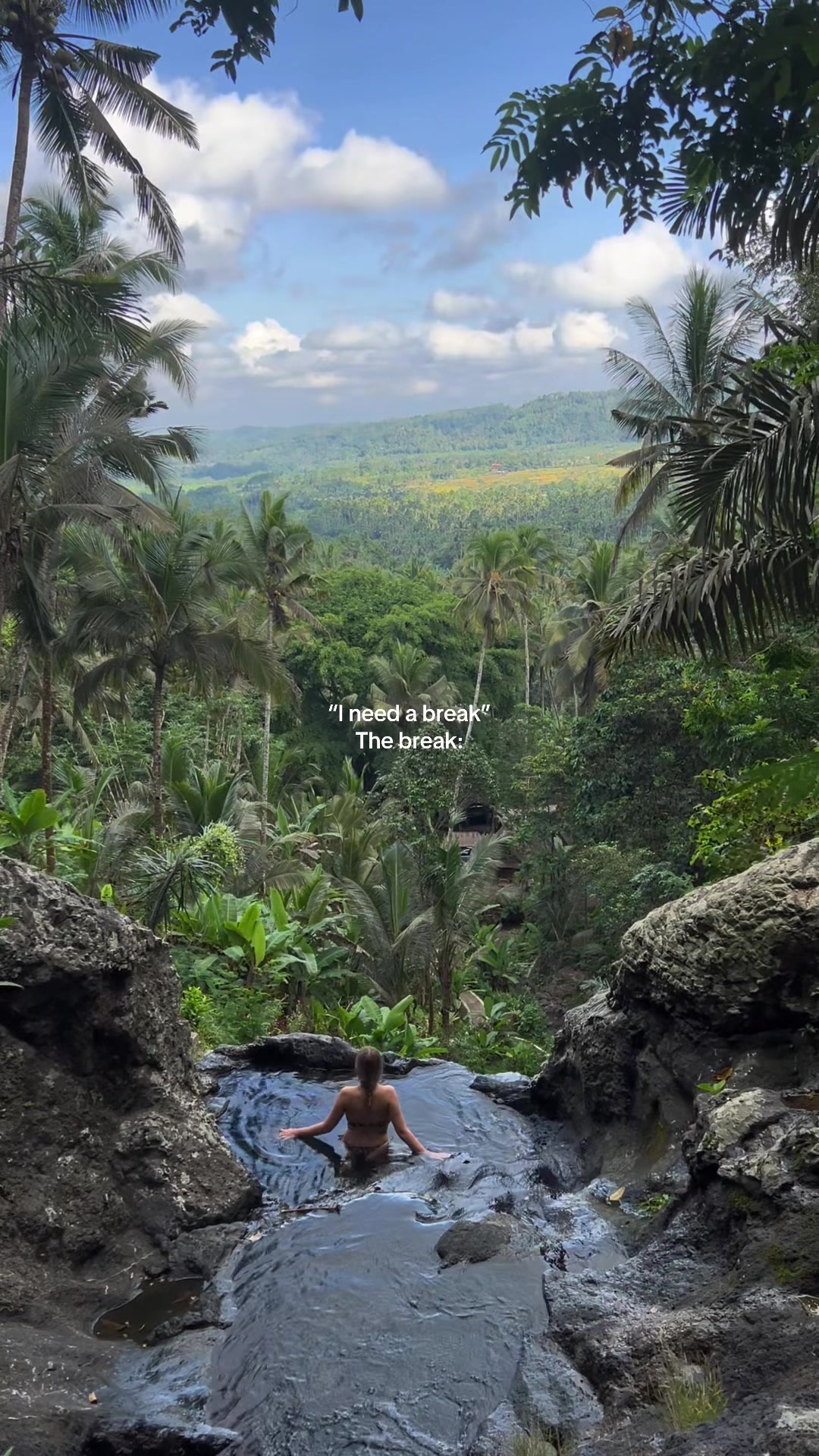 @Aimee Bell - Travel & Life