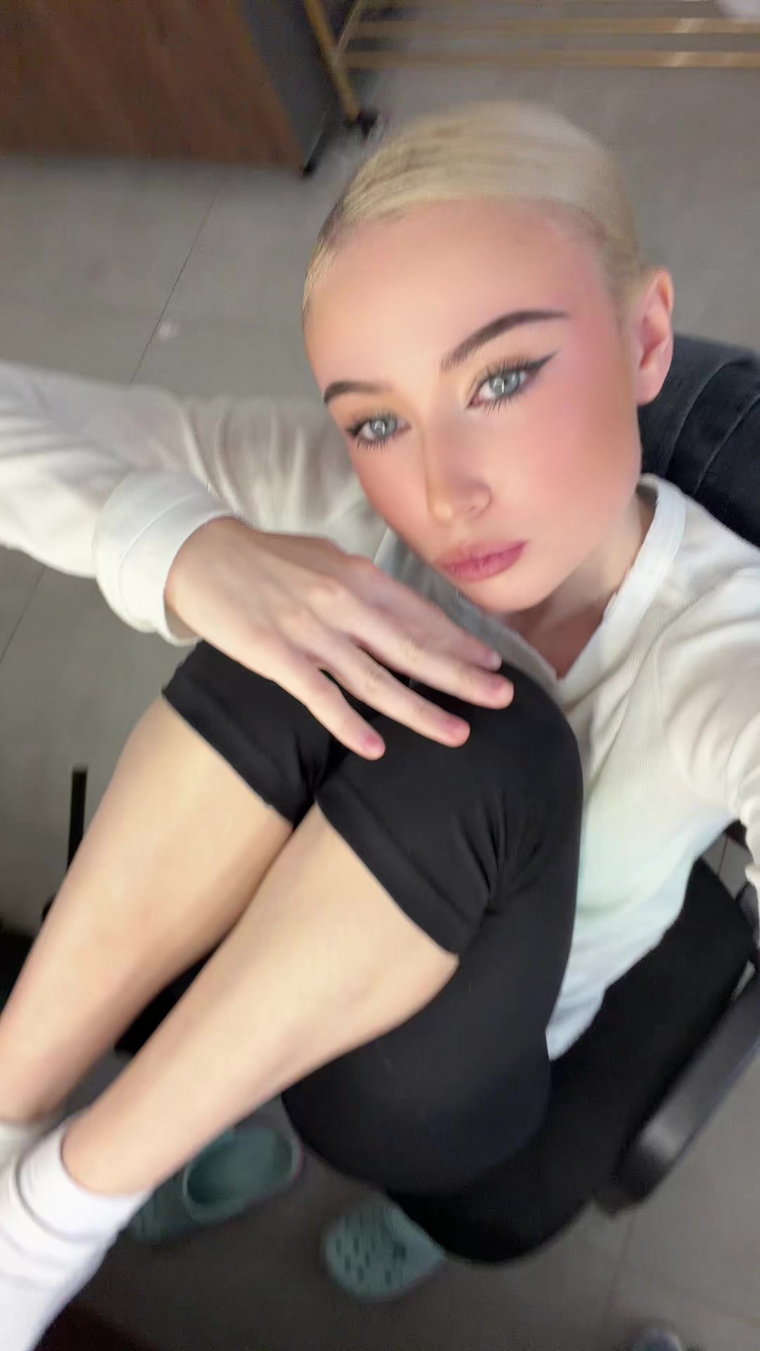 @KAMILLA BAZGANOVA🦋