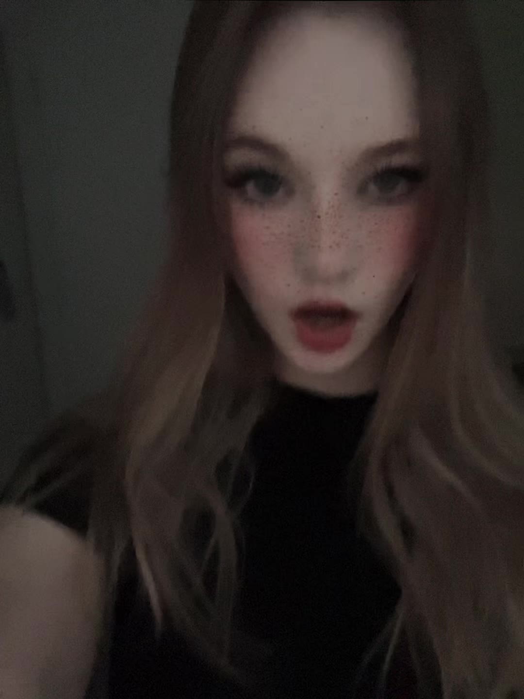 @LilyMillie