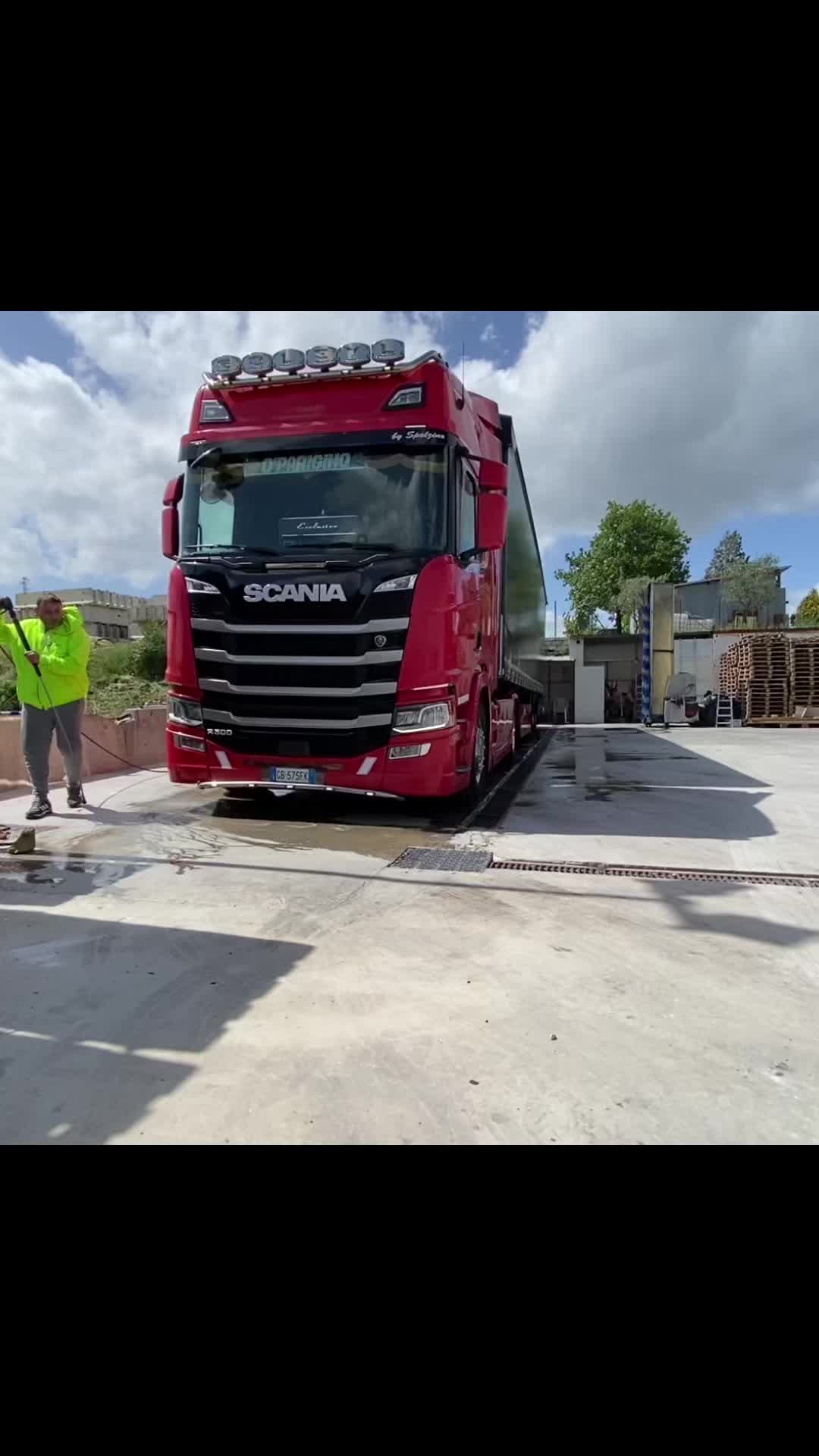 @Luis Martin