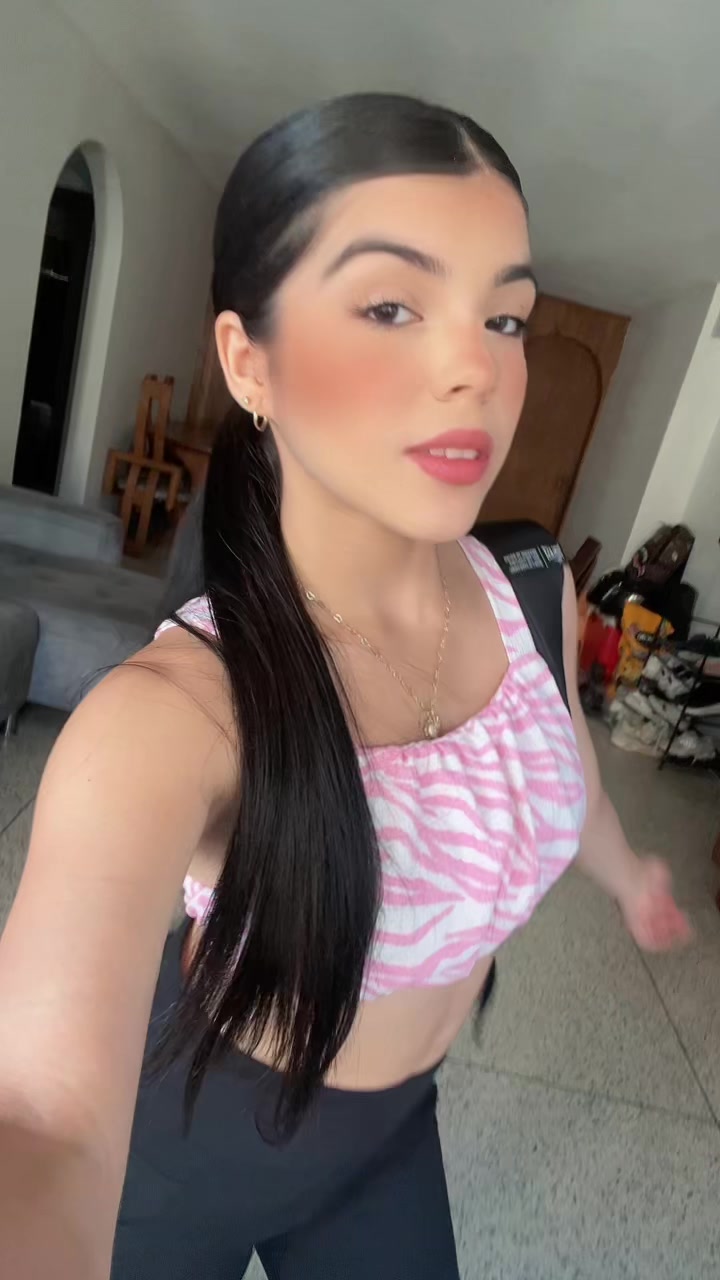@L A U