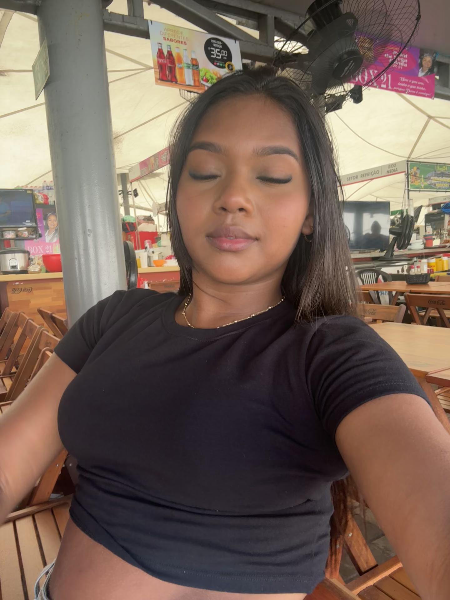 @GABRIELA A