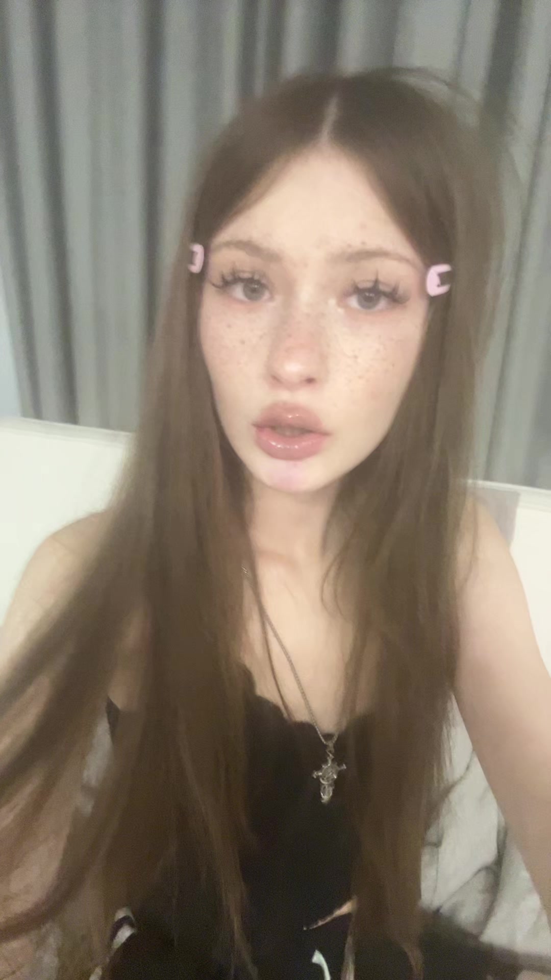 @элинотси