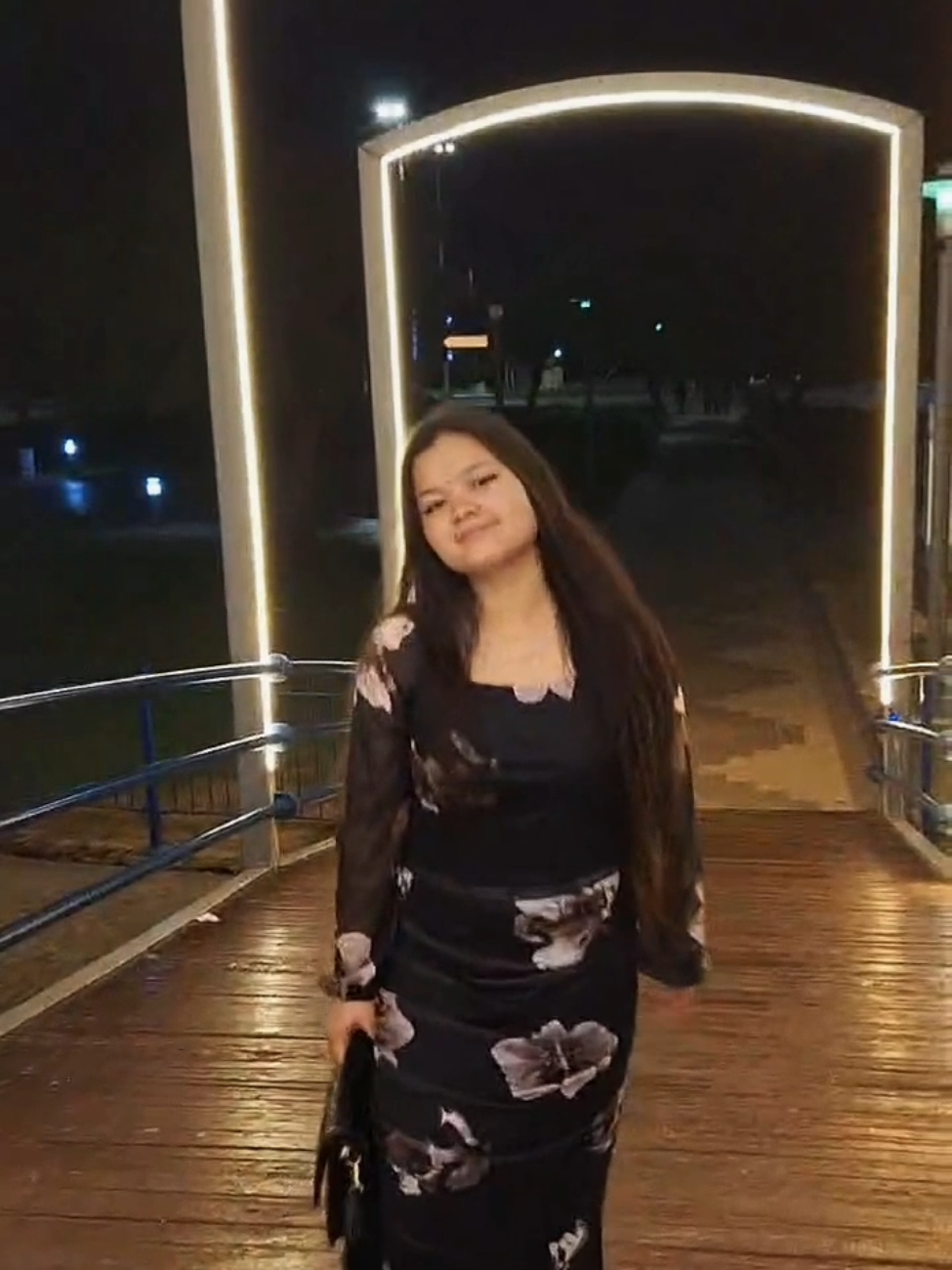@Sani🐼