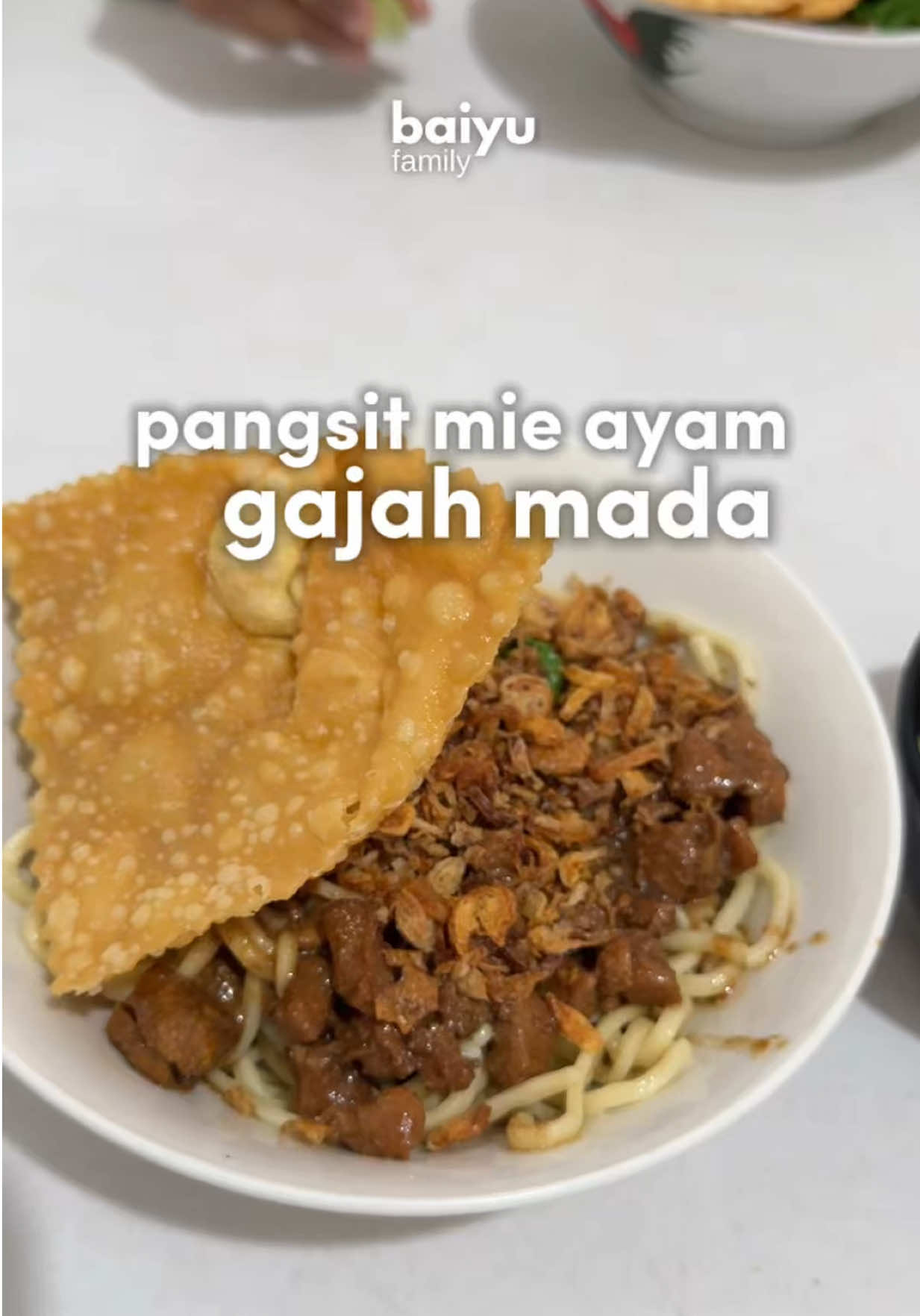 @suka review tempat hits