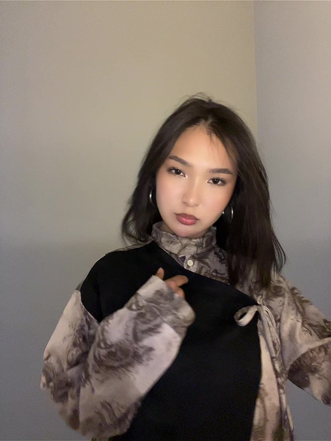 @Akonai✨
