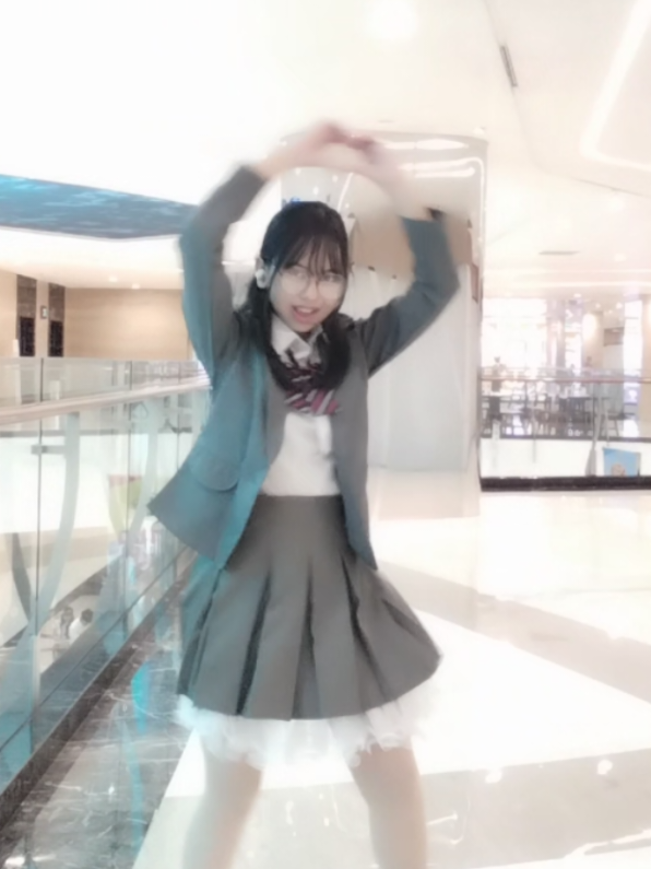 @vii໒꒱