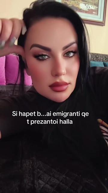 @Lona