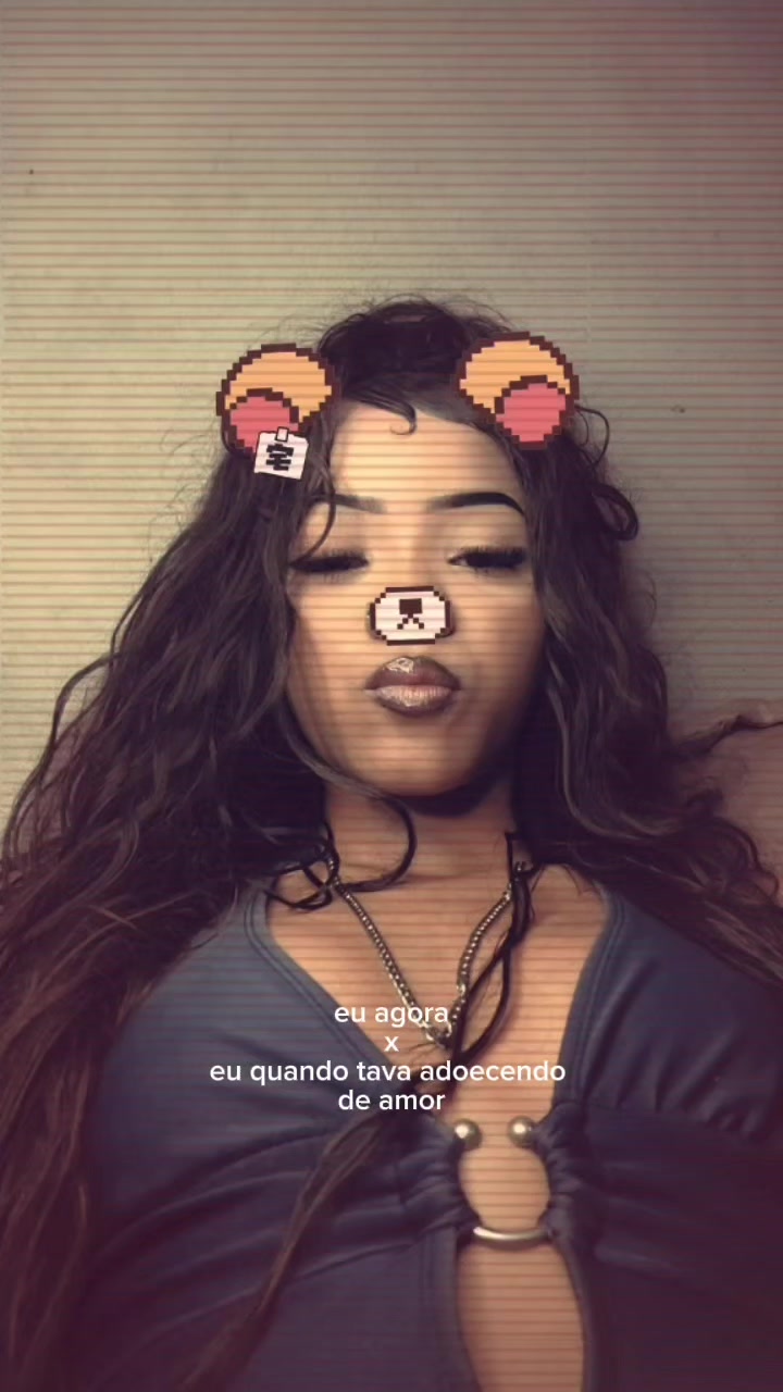 @Emanu_elle