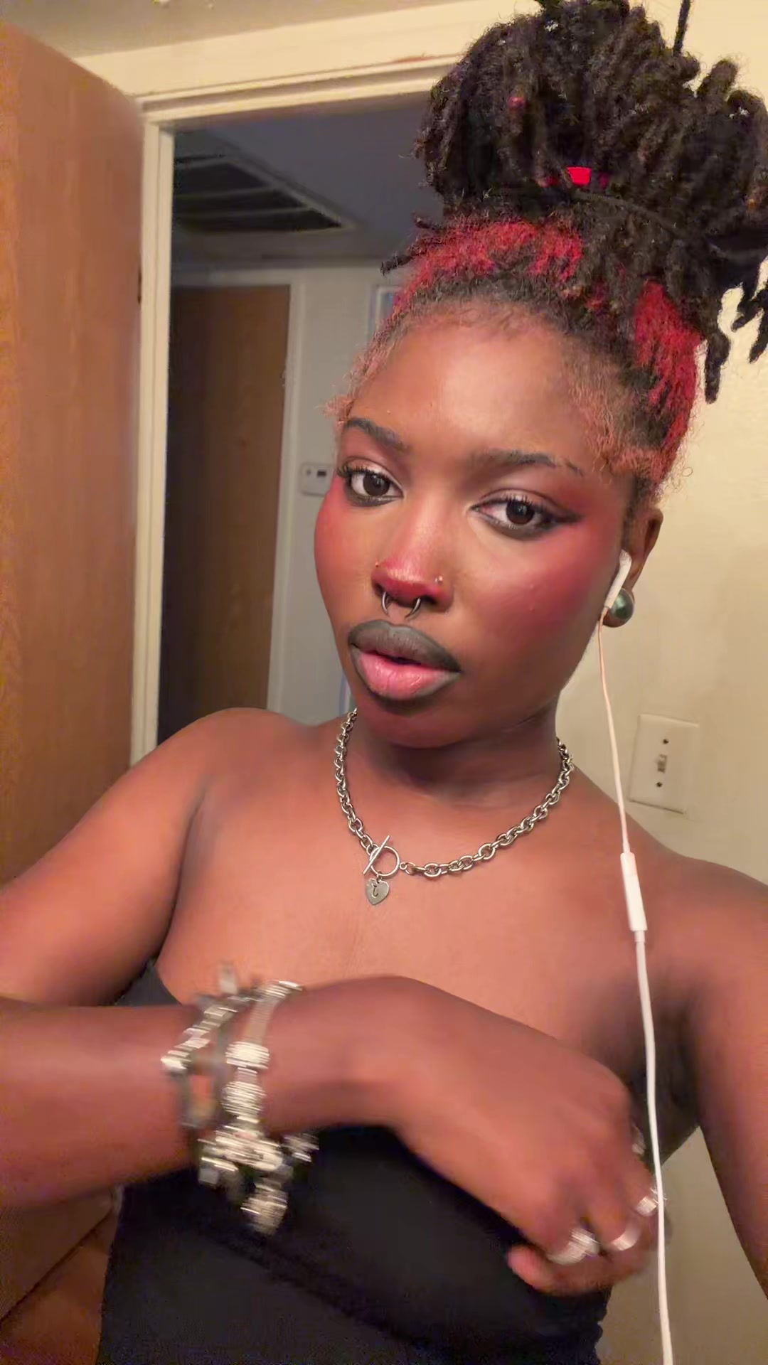 @I Iove pretty girls😍.