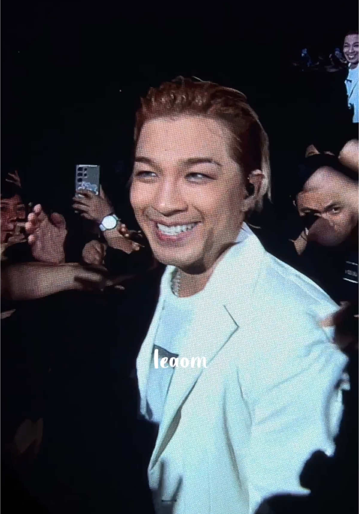 @งอมง่ะงอบงองแง