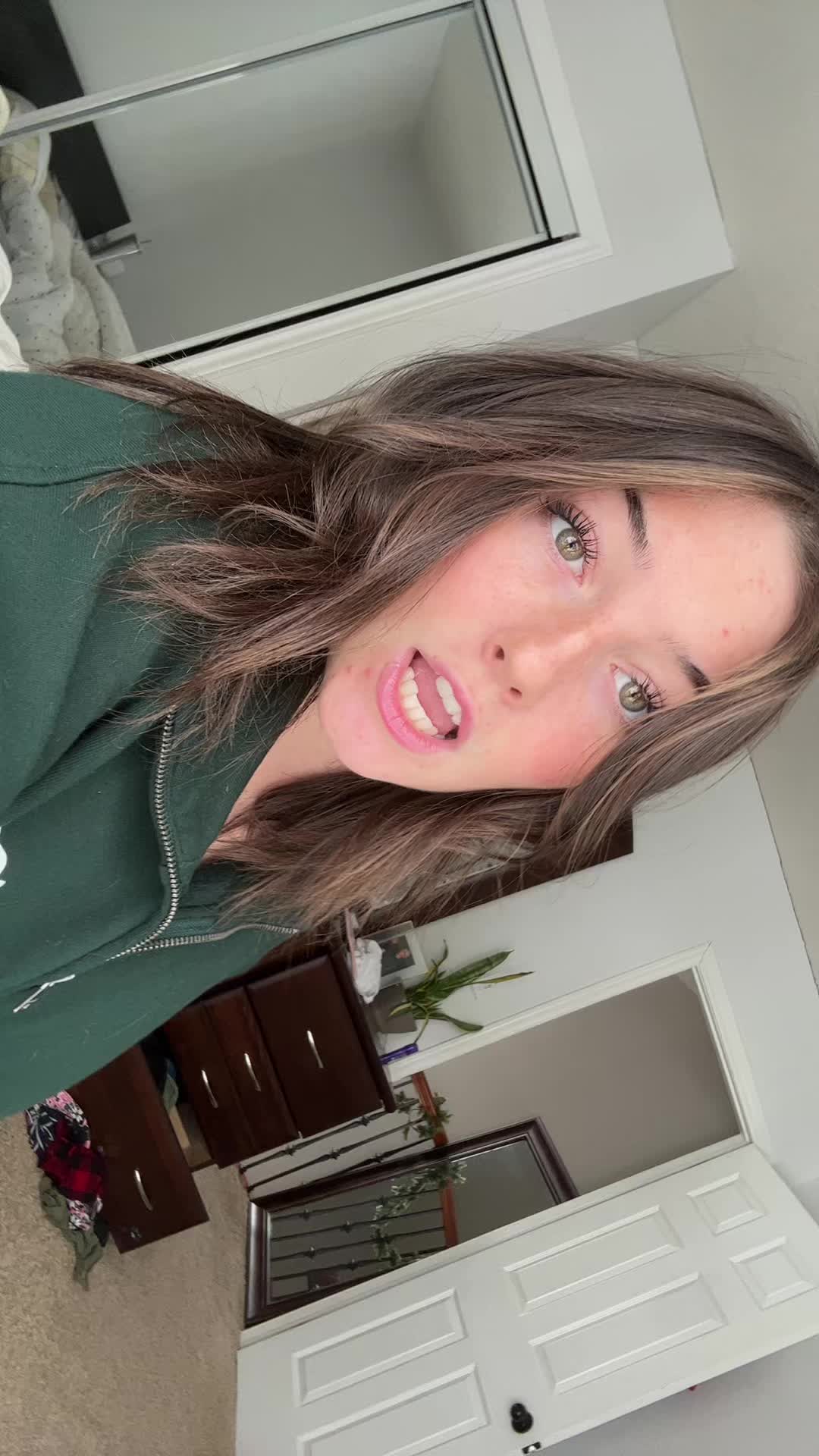 @mya