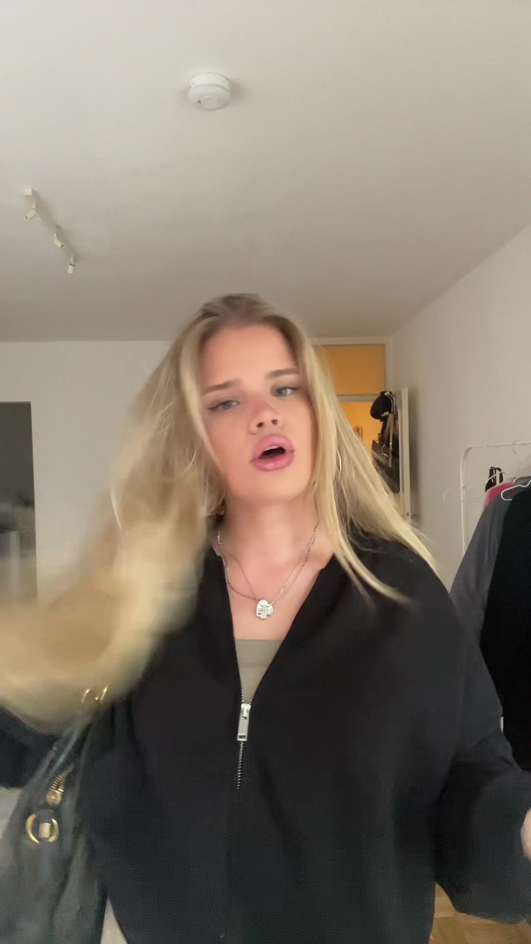 @nina