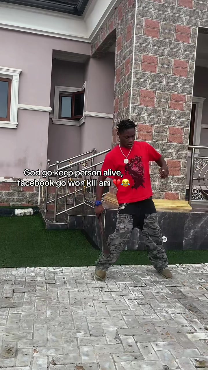@Dangerous stepper🪖🧑🚒