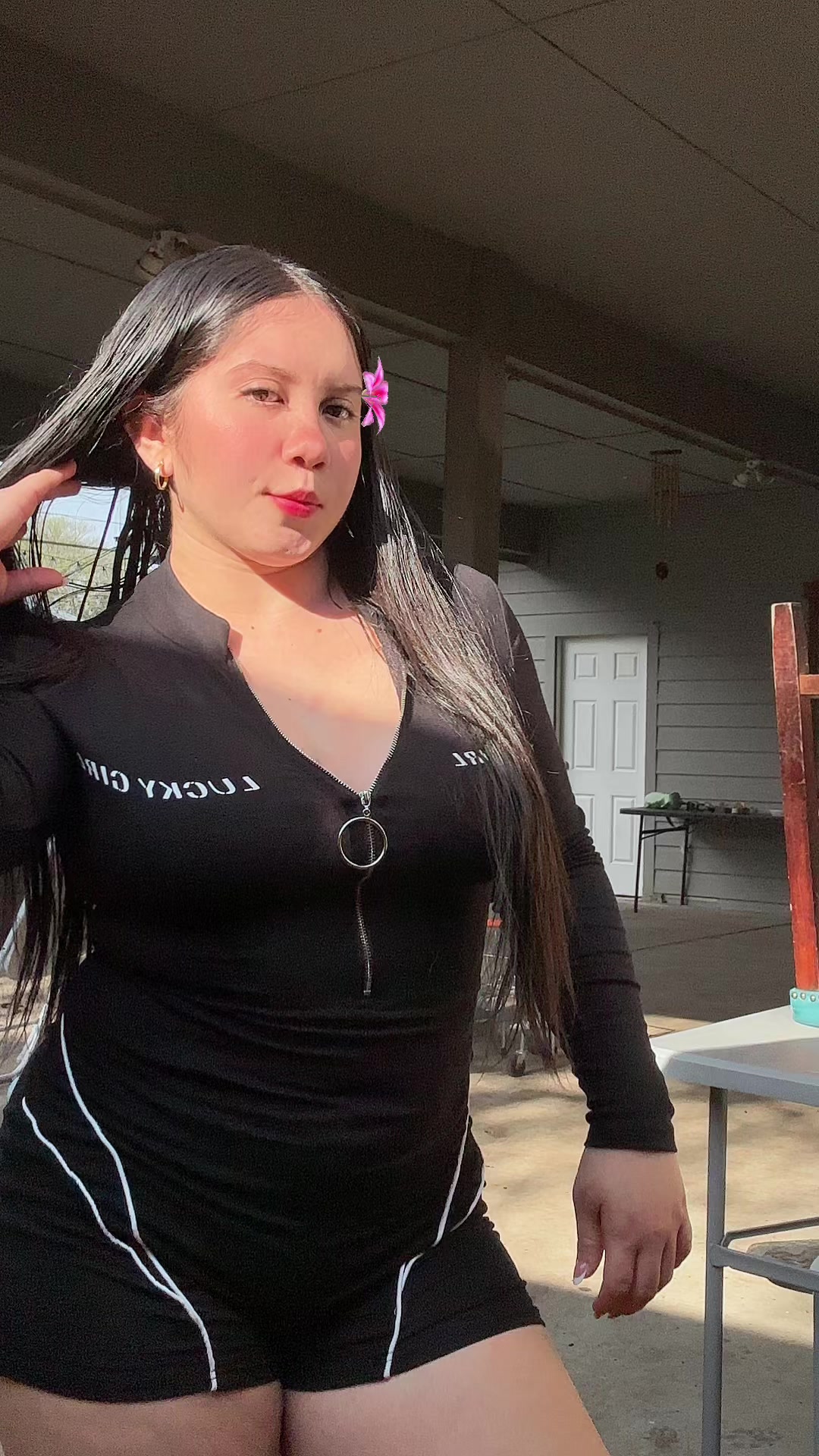 @✨.