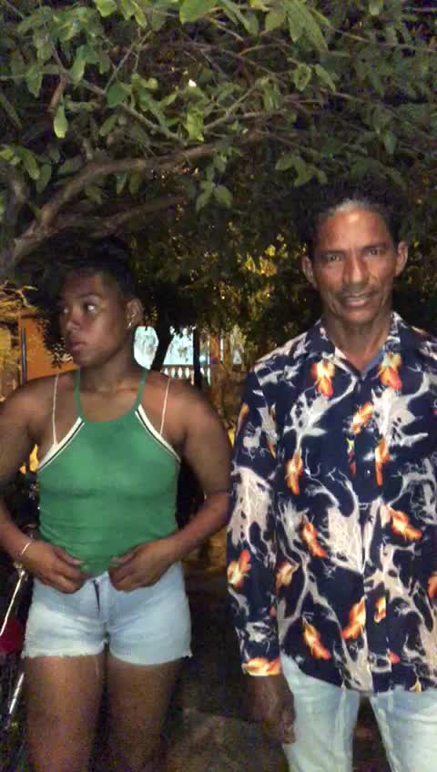 @Ra&uacute;l Acosta el negro lindo