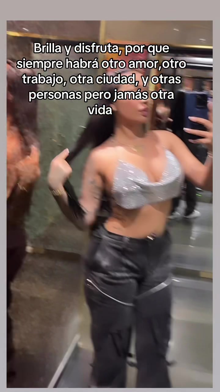 @Melany777