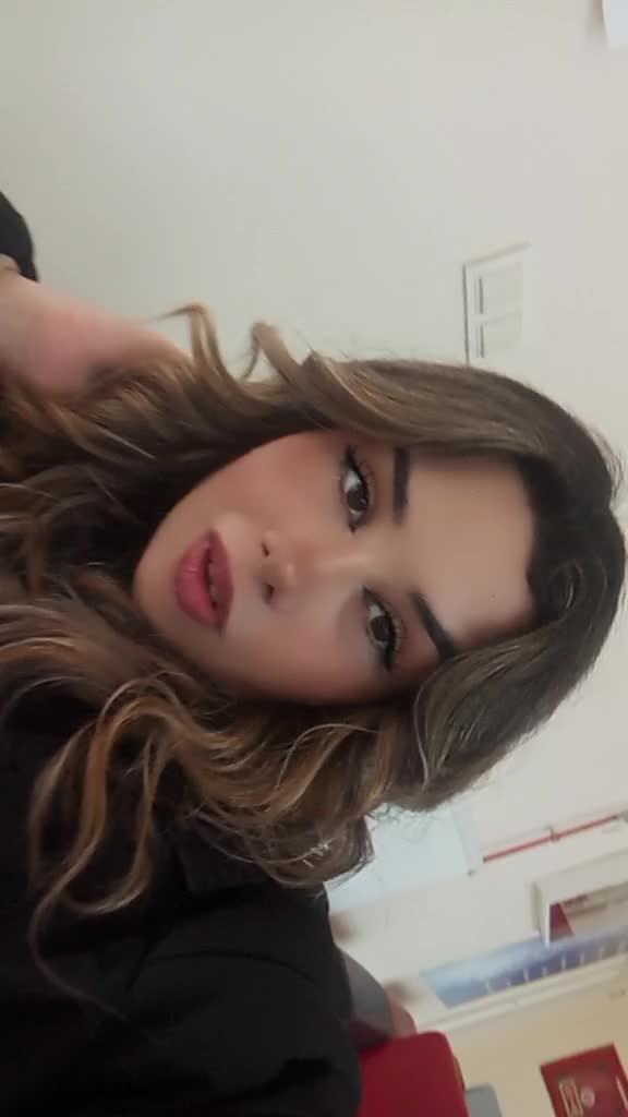 @Elisaa