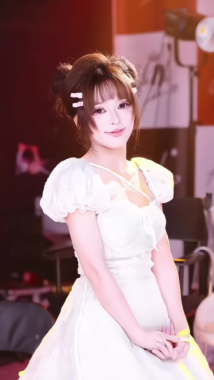 @โฆMiloโ๐ฉ๐โฌ๐ช