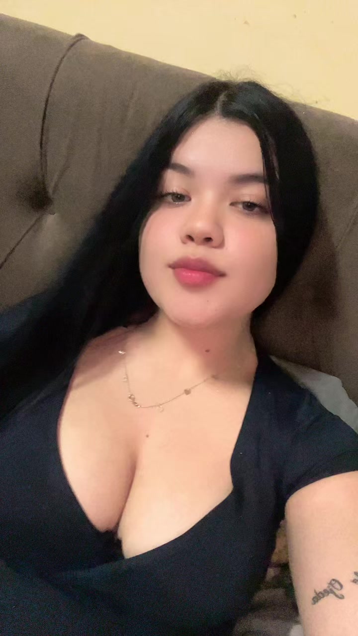 @👩🏻💕