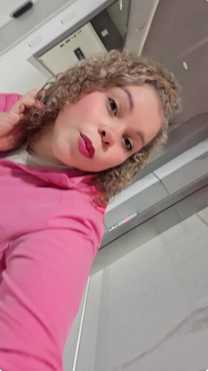 @michellyholanda87