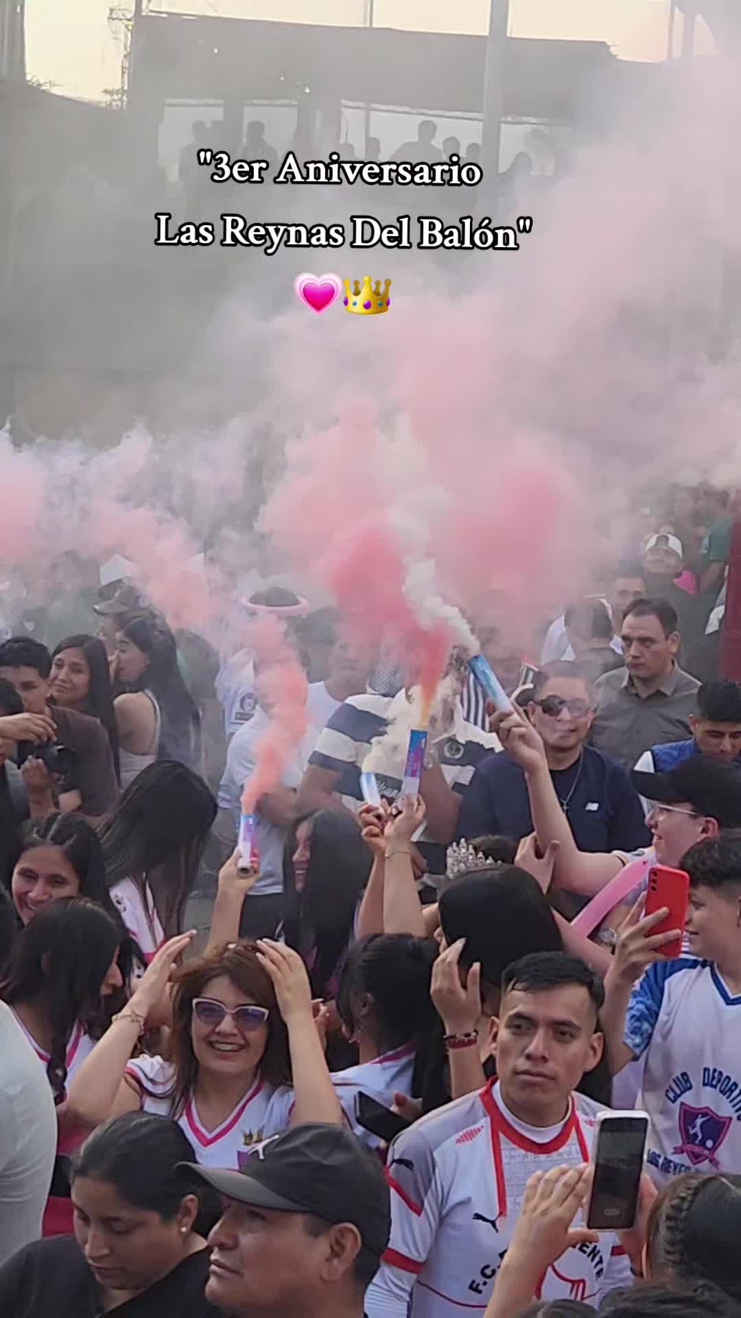 @Ni&ntilde;a de la sonrisa. te sigue