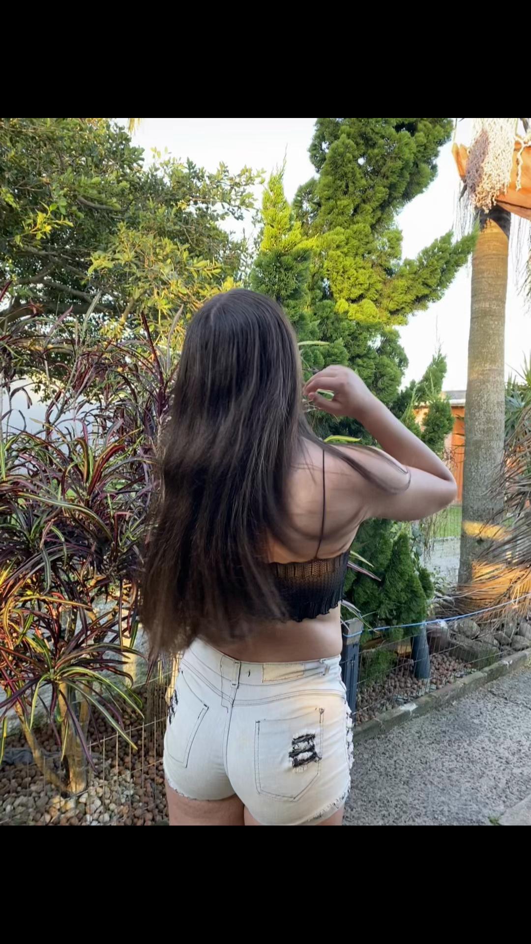 @Laurinha🌻