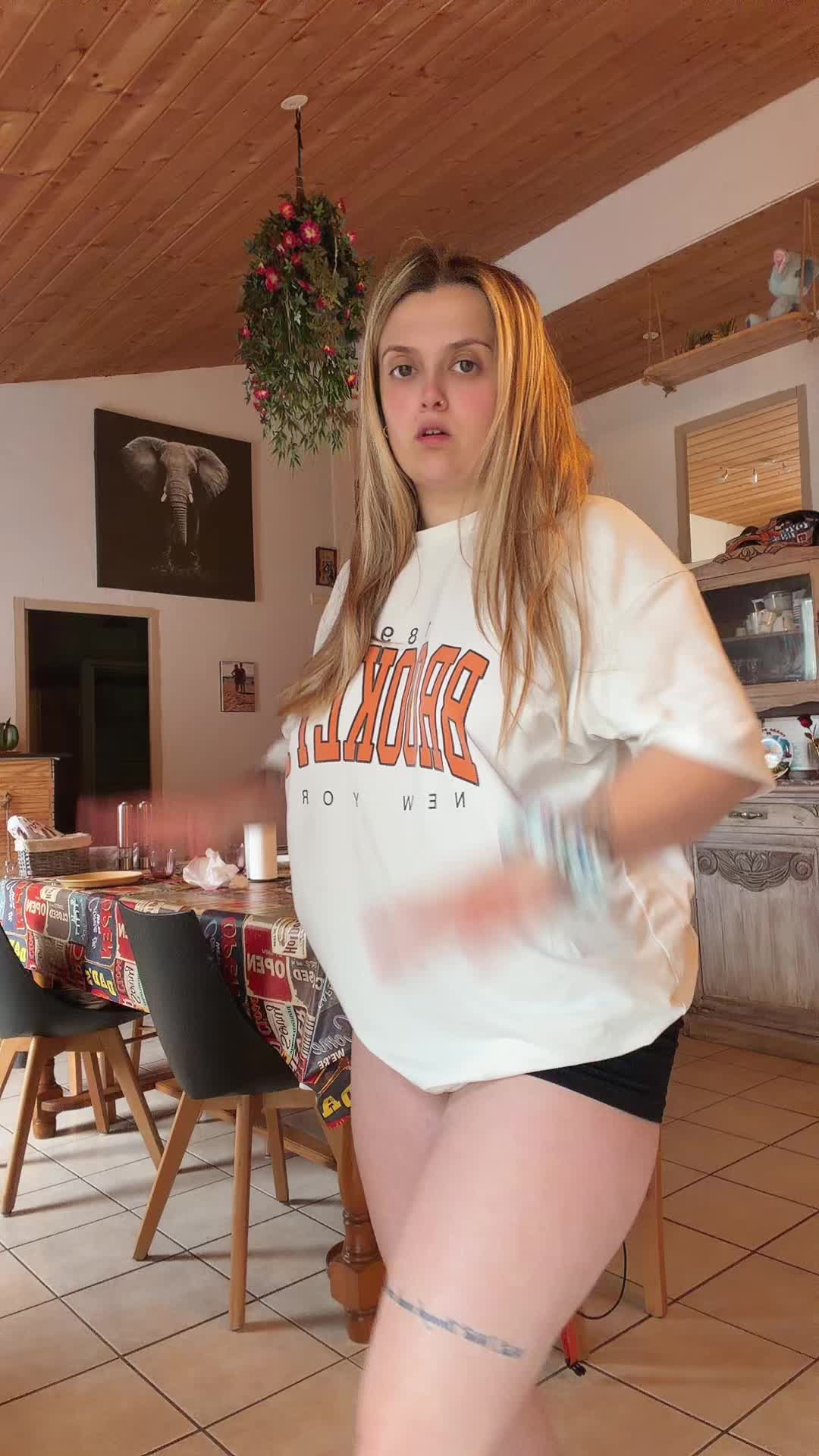 @juliecid16