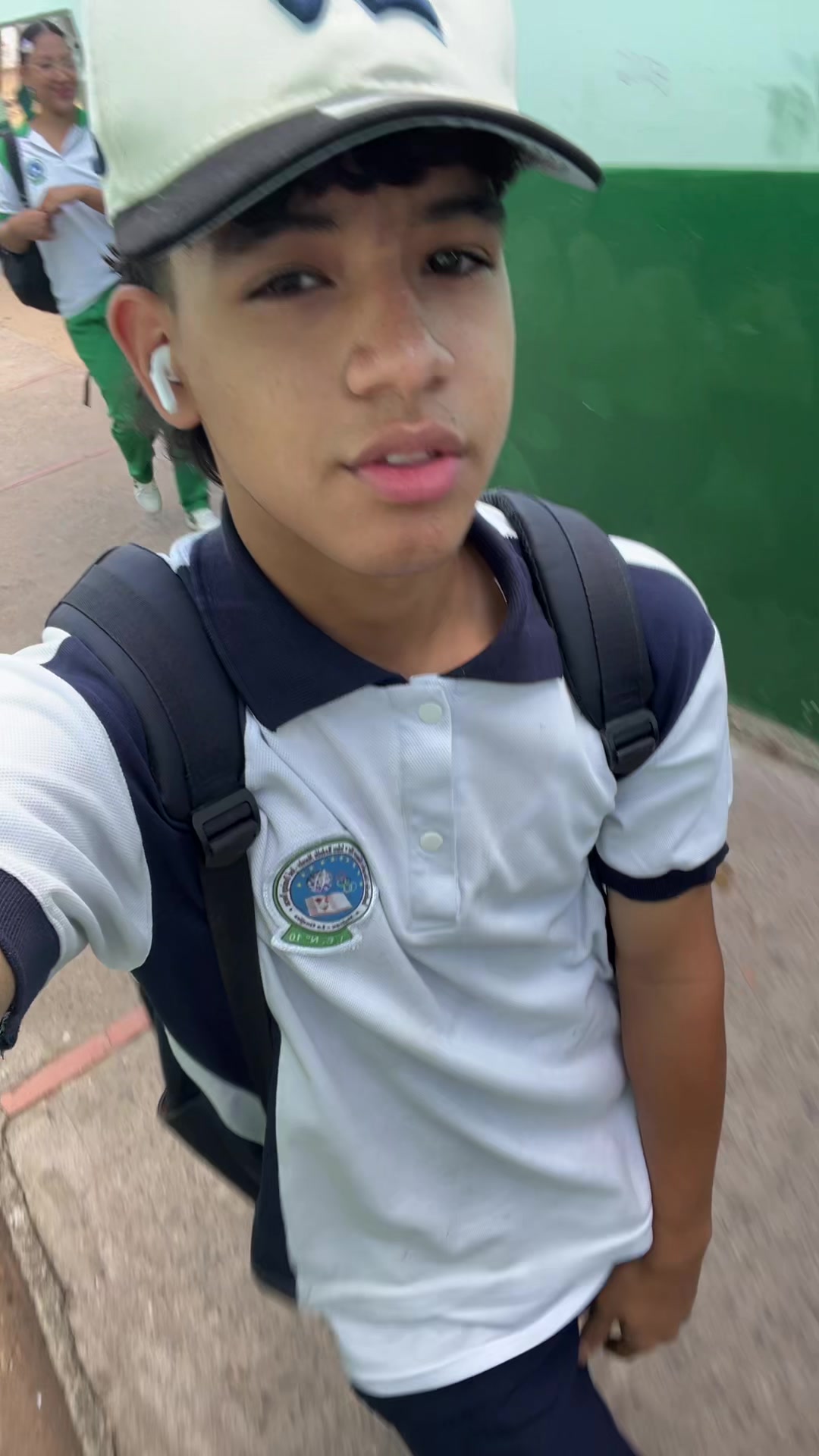 @Kleider Amv🤴🏻🌇