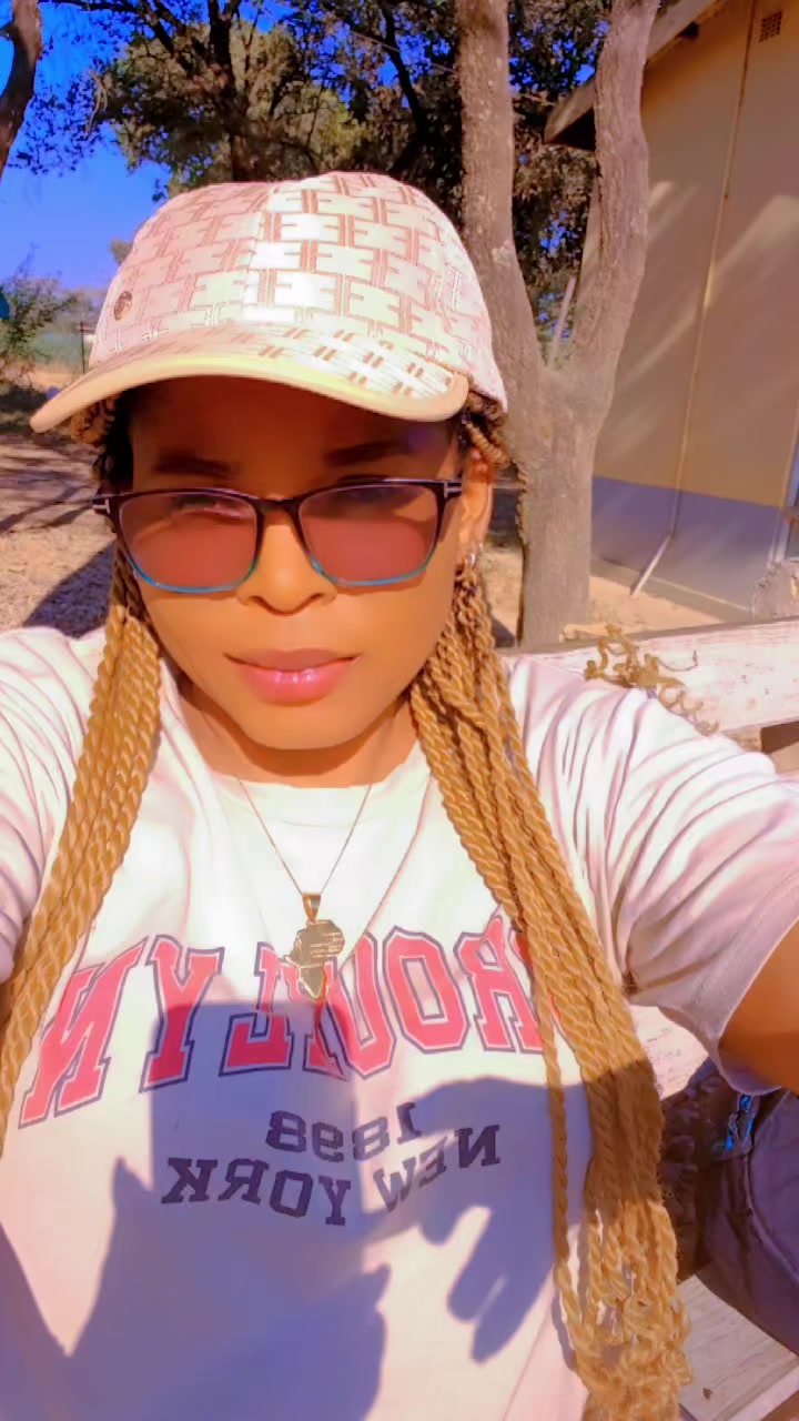 @Stronglady