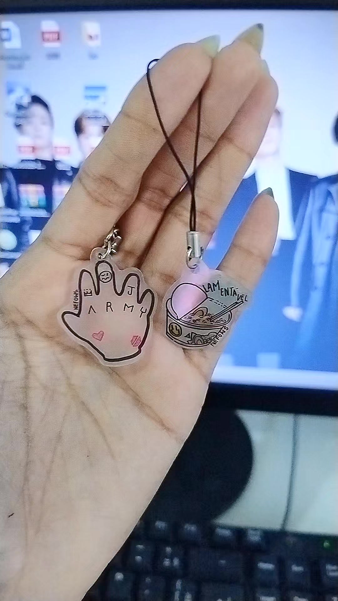 @nefows ✷ artist