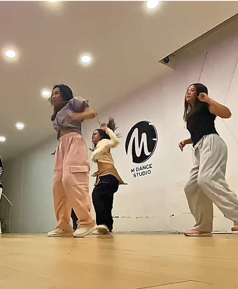 @vay_dance