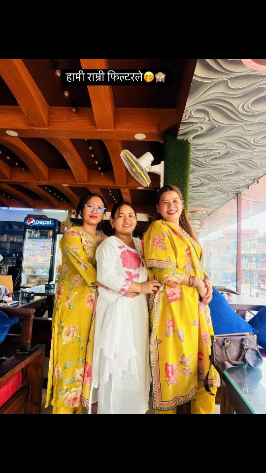 @लोप्चनस्या मेलिना 🇰🇷🇳🇵🌺