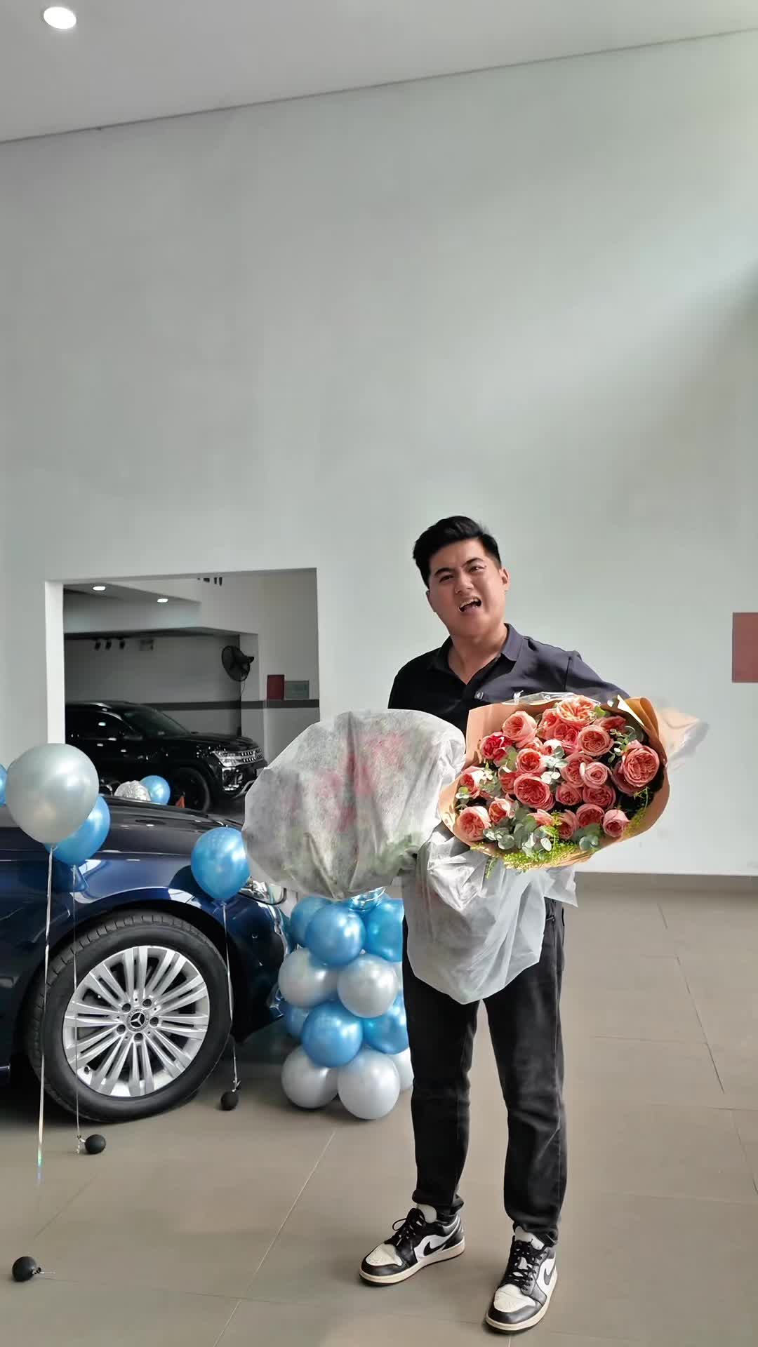@TÂN XE LƯỚT